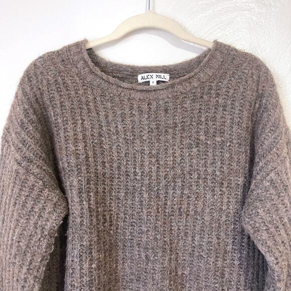 Cozy Brown Knit Sweater - Picture 7 of 12